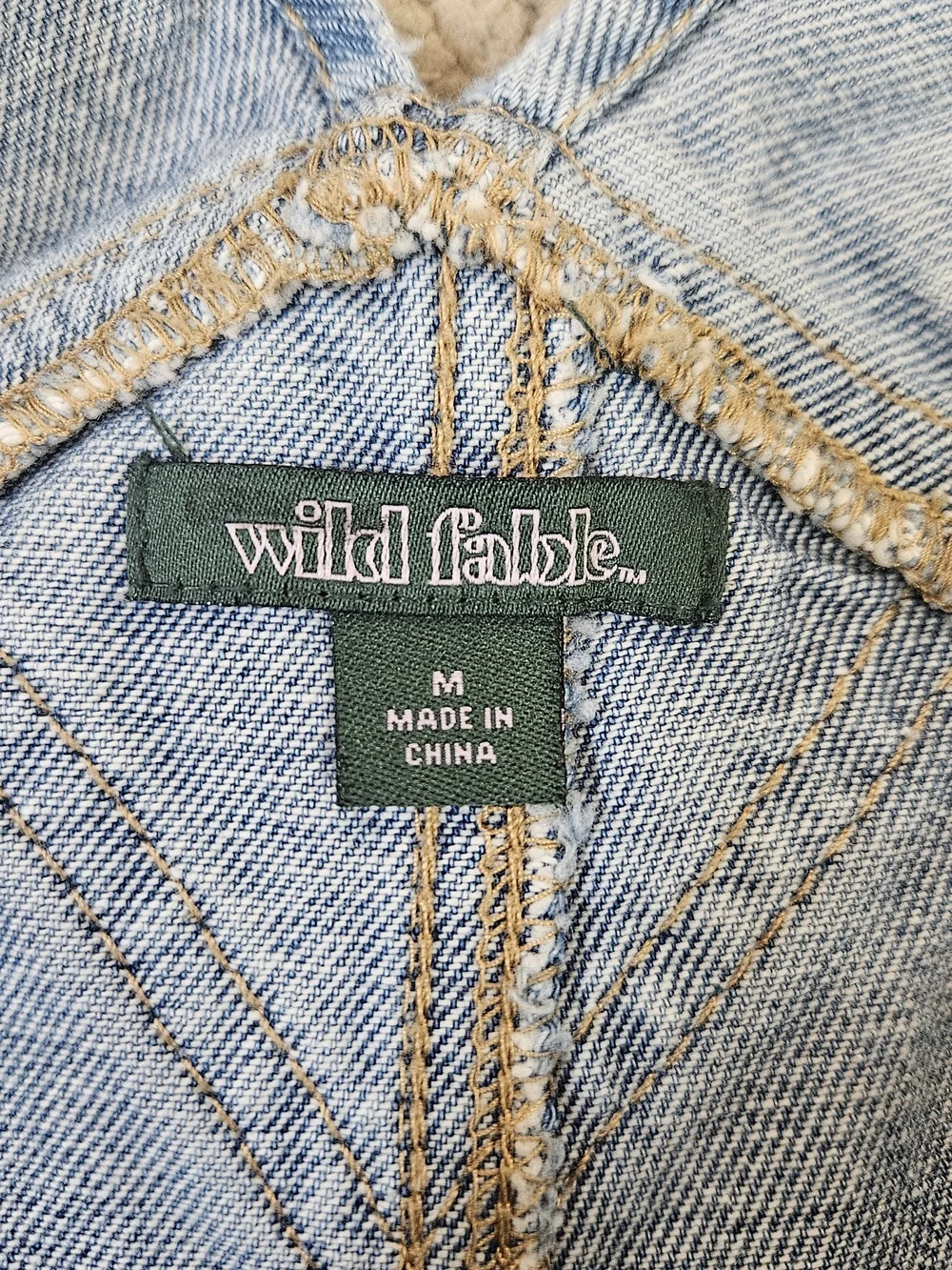 Wild Fable Denim Short Overalls – Light Wash | Size Medium - Picture 5 of 8